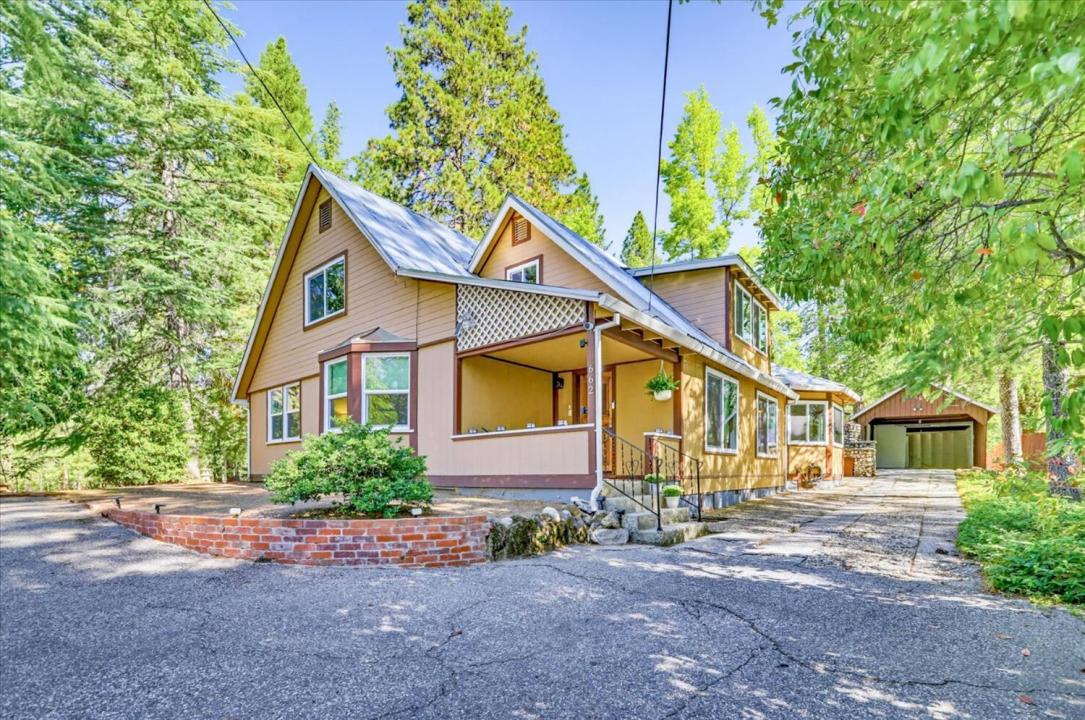 662 Nevada Street, Nevada City, カリフォルニア 95959, アメリカ合衆国
