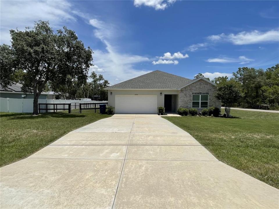 13084 Motmot Road, Weeki Wachee, Florida 34614, Stati Uniti