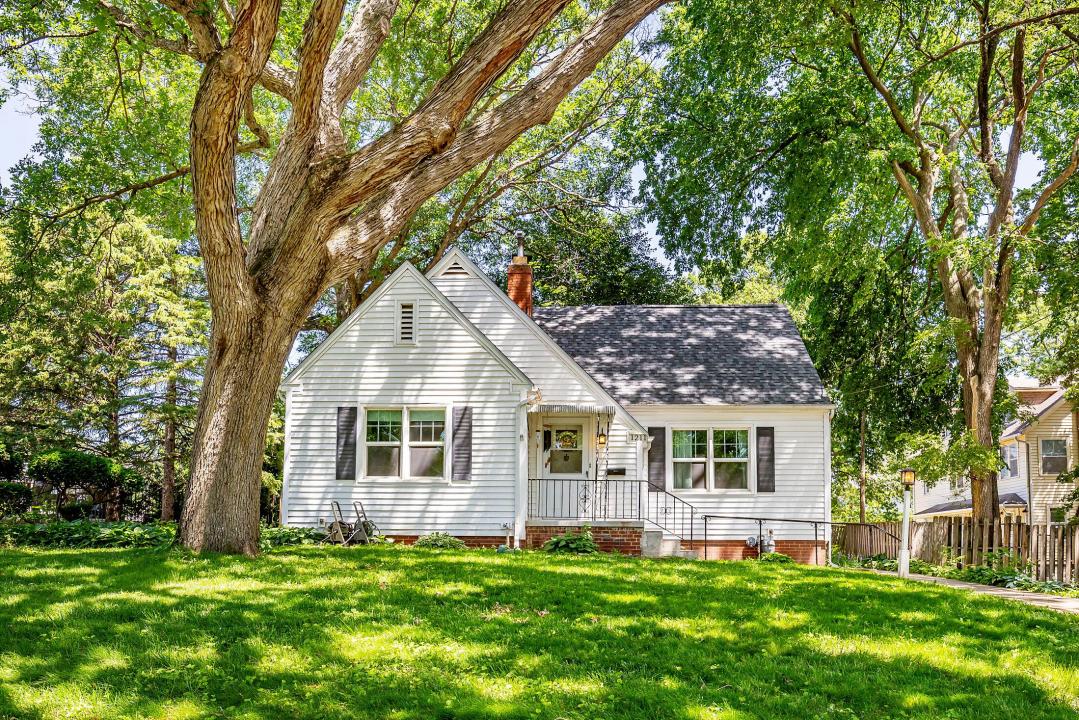 1211 46th Street, Des Moines, Iowa 50311, Stati Uniti