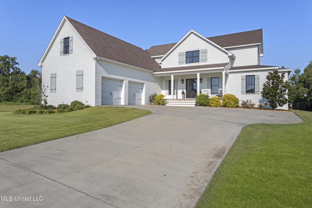 407 Goose Pointe Boulevard, Biloxi, מיסיסיפי 39531, ארצות הברית של אמריקה