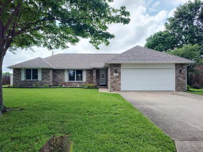 1505 S Sunset Avenue, Bolivar, Missouri 65613, États-Unis