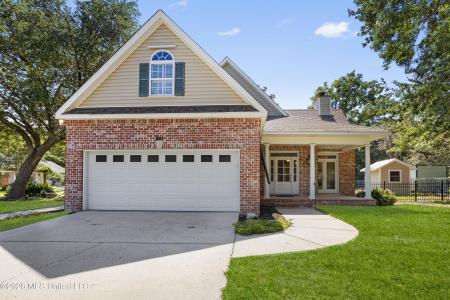 501 General Pershing Avenue, Ocean Springs, Mississippi 39564, Stati Uniti