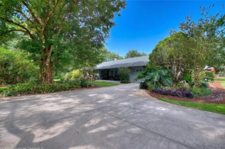 7 LAKE ARROWHEAD DRIVE, Winter Haven, Florida 33880, USA