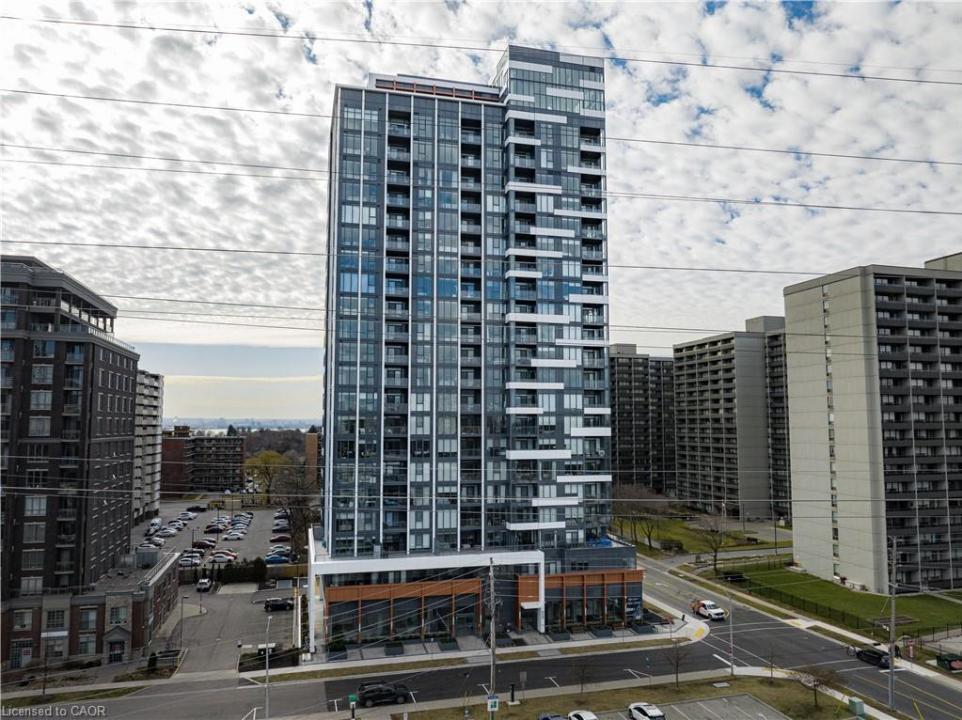 500 BROCK AVENUE, Burlington, Ontario L7S 0A5, CANADÁ