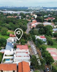 Jardín de oro y Mbocaya 271, Luque, Central 00001, Paraguay