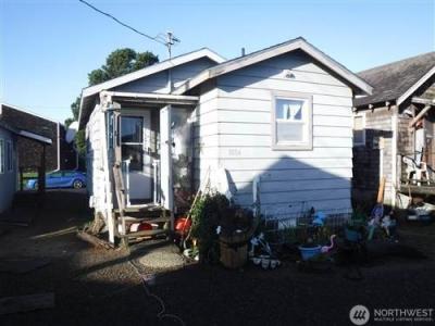 1004 K Place, Long Beach, Washington 98631, USA