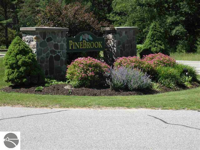 6865 Pinebrook , 9, Bellaire, Michigan 49615, Estados Unidos