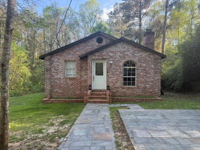 494 Moselle Oak Grove Road, Mosselle, Mississippi 39459, USA