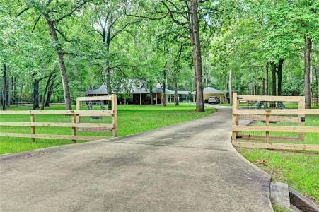 5423 Country Court , Magnolia, Texas 77354, USA