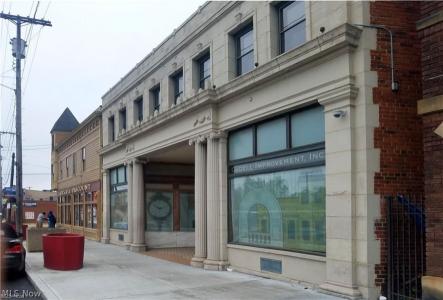 9815 Lorain Avenue, Cleveland, Ohio 44102, USA