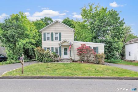 19 Hickok Avenue, Bethel, Connecticut 06801, USA