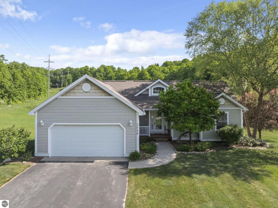 3098 Crown Wood Court, Traverse City, Michigan 49686