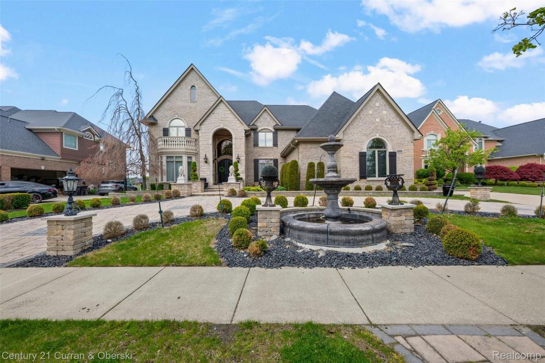 18091 Peninsula Way, Northville Township, Michigan 48168, États-Unis