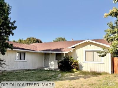 276 Livingston Ave, Vacaville, California 95687, USA
