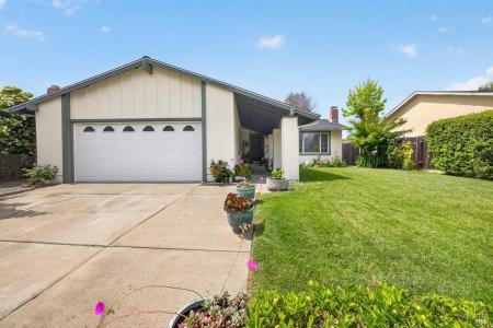 1435 Ivy Ln, Petaluma, California 94954, USA