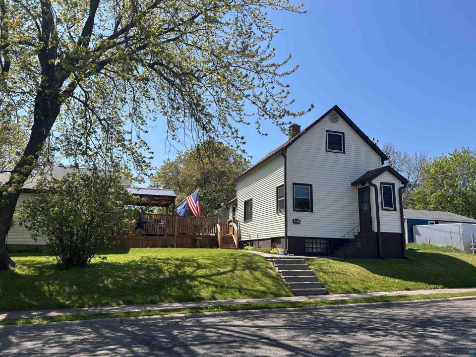427 N 63rd Ave W, Duluth, Minnesota 55807, HOA KỲ
