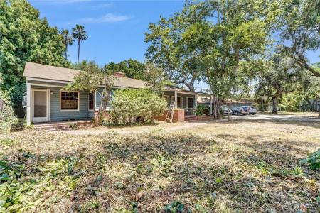 13505 Hatteras, Valley Glen, California 91401, USA