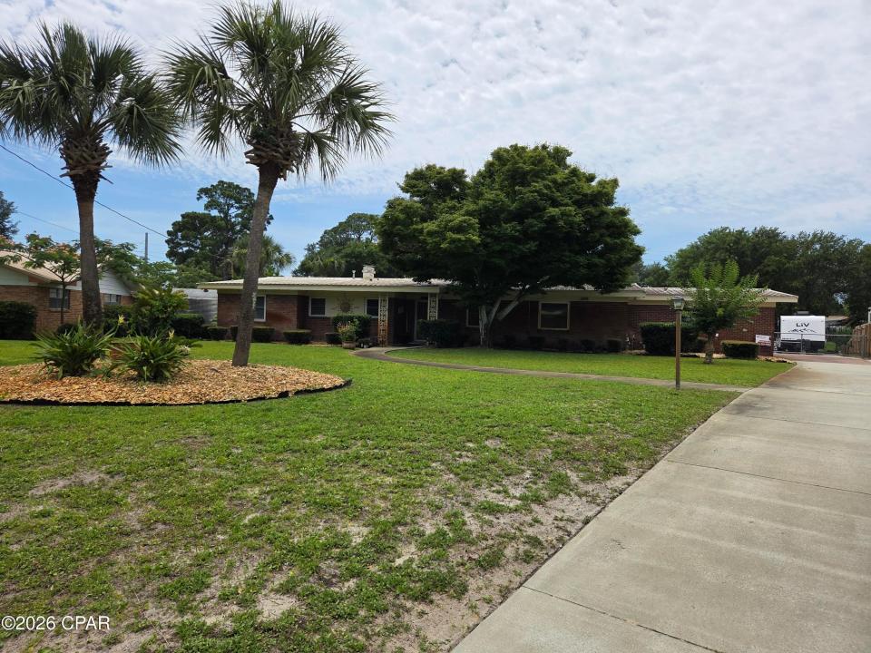 405 Bay Shore Drive, Panama City Beach, Floride 32407, États-Unis