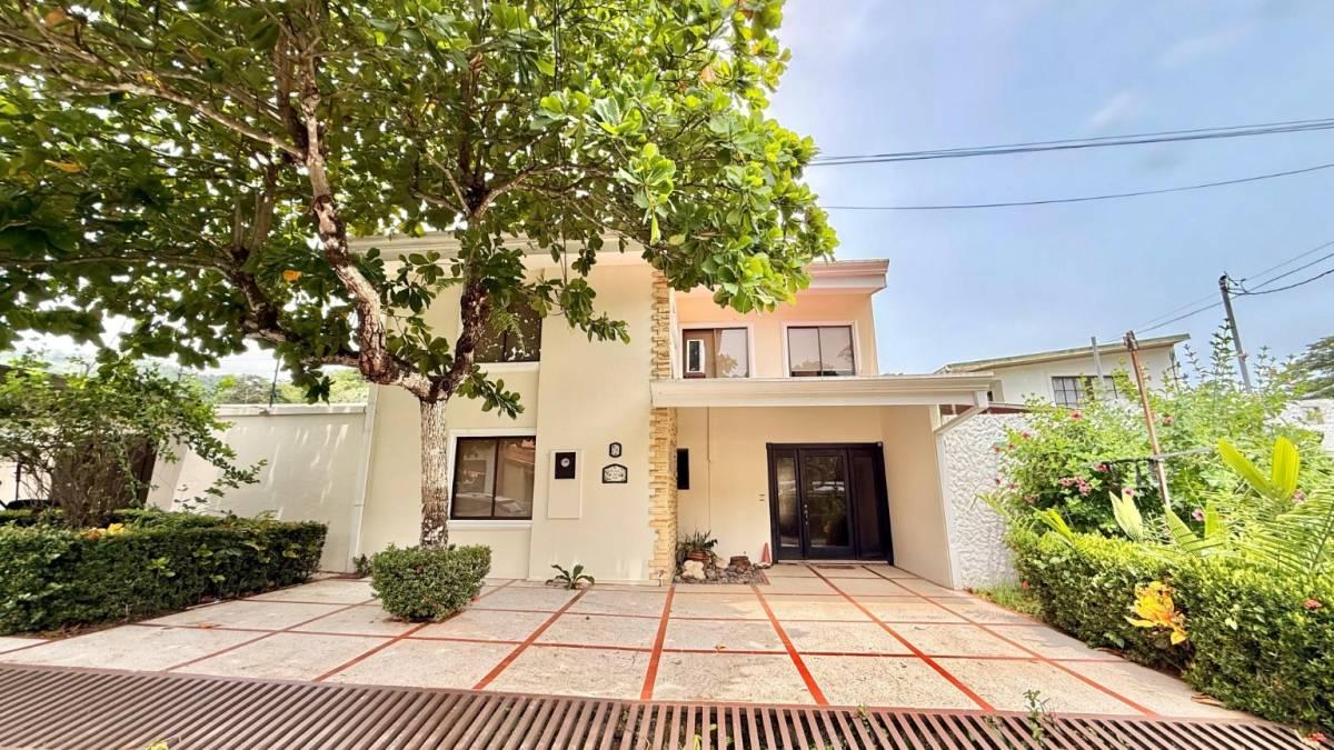 Condominio Barlovento, Puntaleona , Punta Leona Tárcoles Garabito, بونتاريناس 00001, كوستاريكا