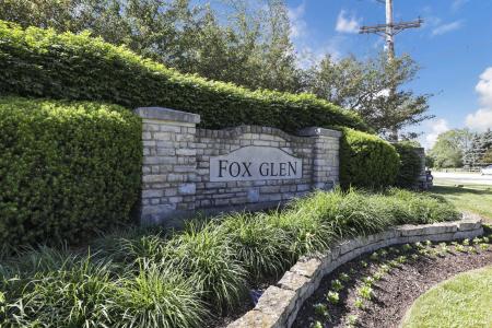 327 Fox Glen Drive E, Pickerington, Ohio 43147