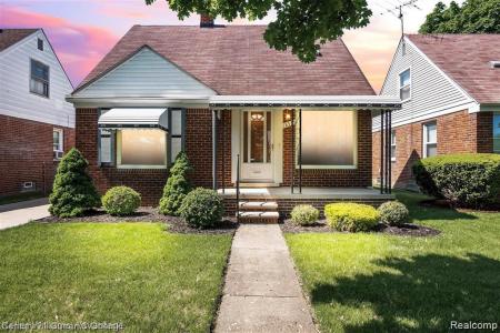 18535 Audette Street, Dearborn, Michigan 48124, USA