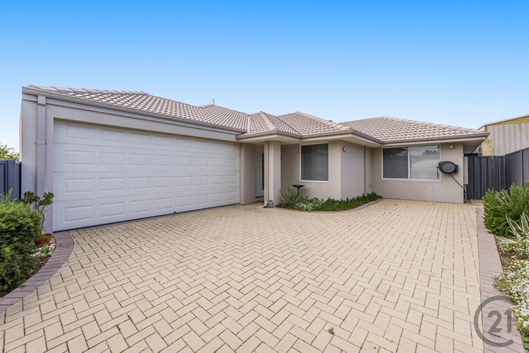 49b Shayne Street, Halls Head, WA 6210, أستراليا