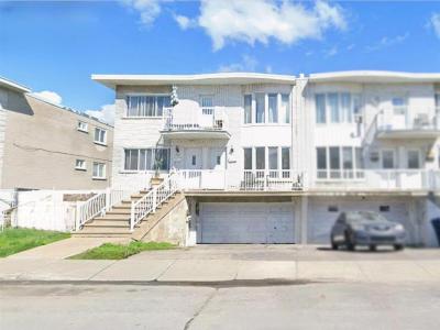 4831-4833 Boul. Notre-Dame, Laval (Chomedey), Quebec H7W 1V2, Canada