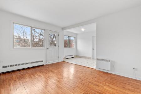 2185 Boul. Henri-Bourassa E., Montréal (Ahuntsic-Cartierville), Quebec H2B 1T1, Canada