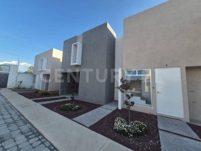 Casa en venta Fraccionamiento , zona Santa Cruz Tlaxcala, Tlax. 1,, Santa Cruz Tlaxcala, Tlaxcala 90601, Mexique