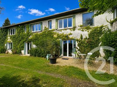Montmacq, Picardie 60150, France