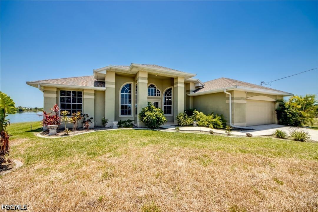 2319 NE 19th Street, Cape Coral, Florida 33909, Estados Unidos