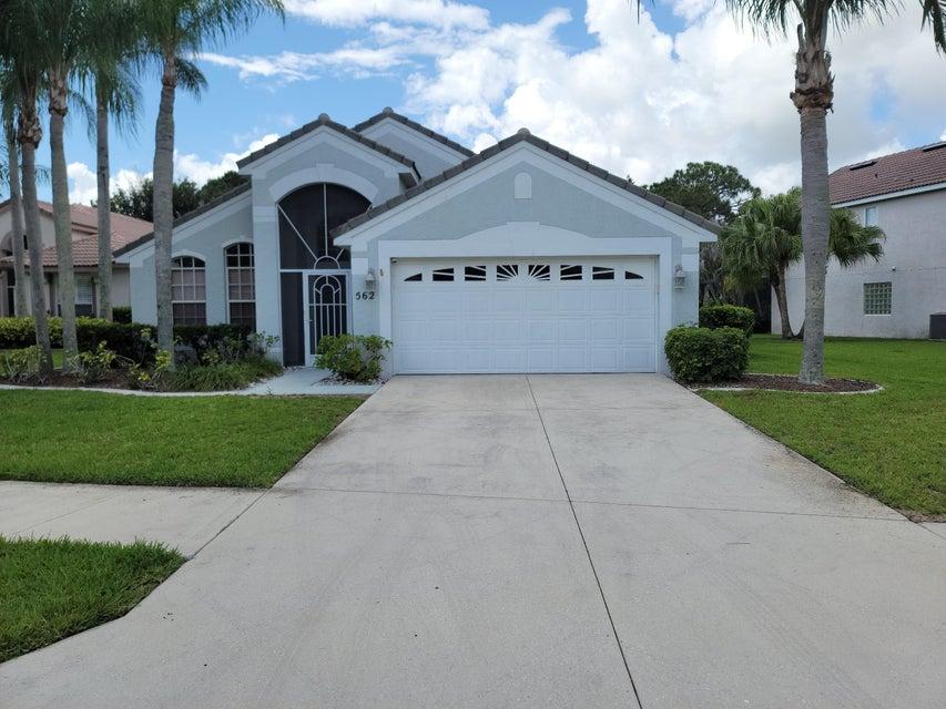 562 SW Saint Martins Cove, Port Saint Lucie, Florida 34986, Estados Unidos