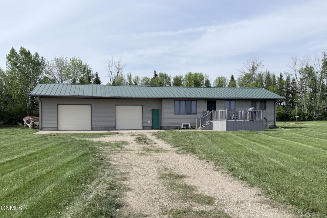 6509 4th Street NE, Carrington, Dakota Du Nord 58421, États-Unis