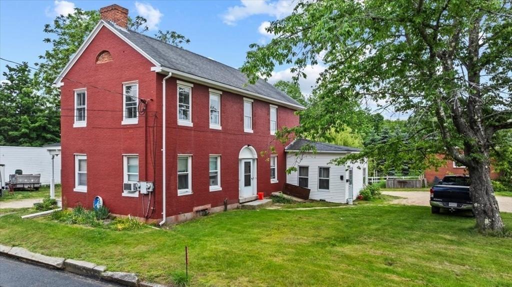 331 N Main St, North Brookfield, Massachusetts 01535, USA