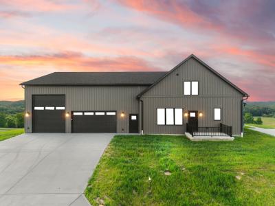 71 A Eagle Landing, London, Kentucky 40741, USA