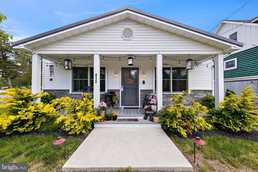 413 S Green Street, Tuckerton, New Jersey 08087, USA