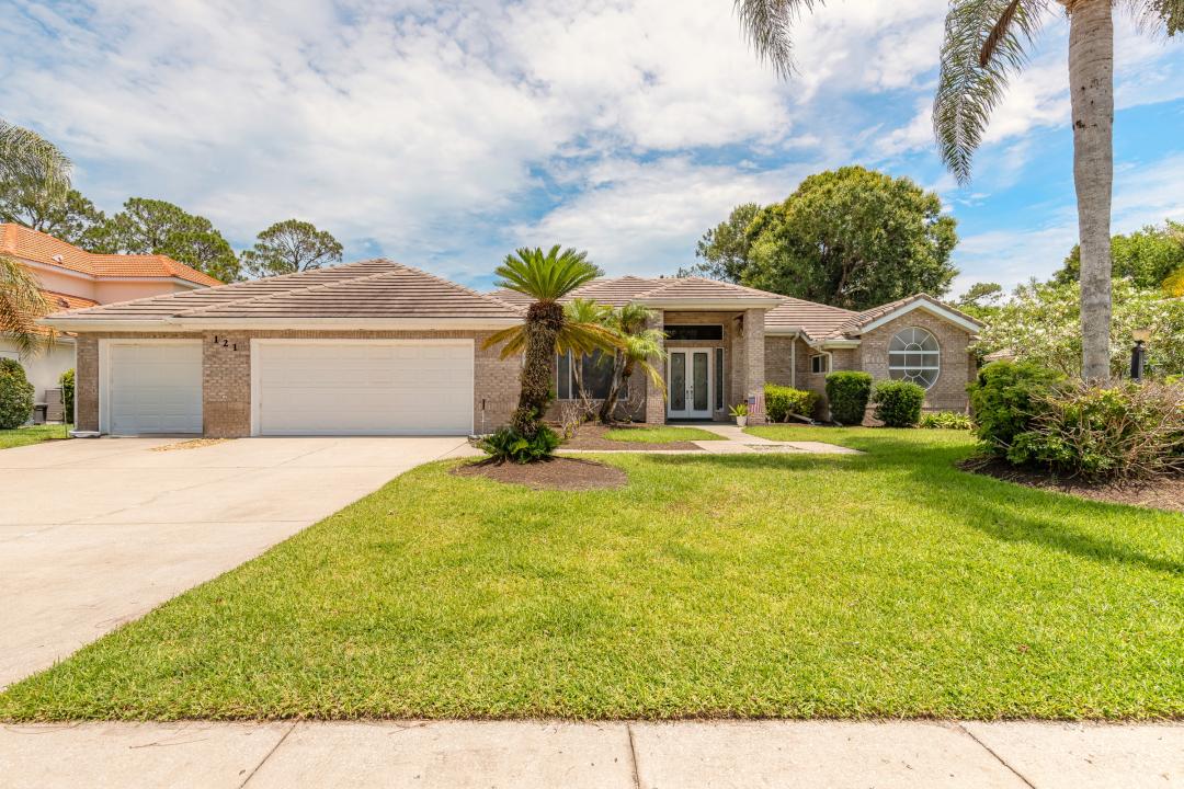 121 King Eider Court, Daytona Beach, Florida 32119