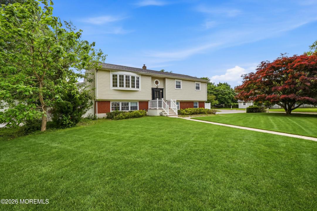 176 Belmar Avenue, Oakhurst, نيو جيرسي 07755, الولايات المتحدة