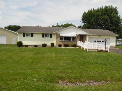 22122 Valley View Dr, West Lafayette, Ohio 43845, USA