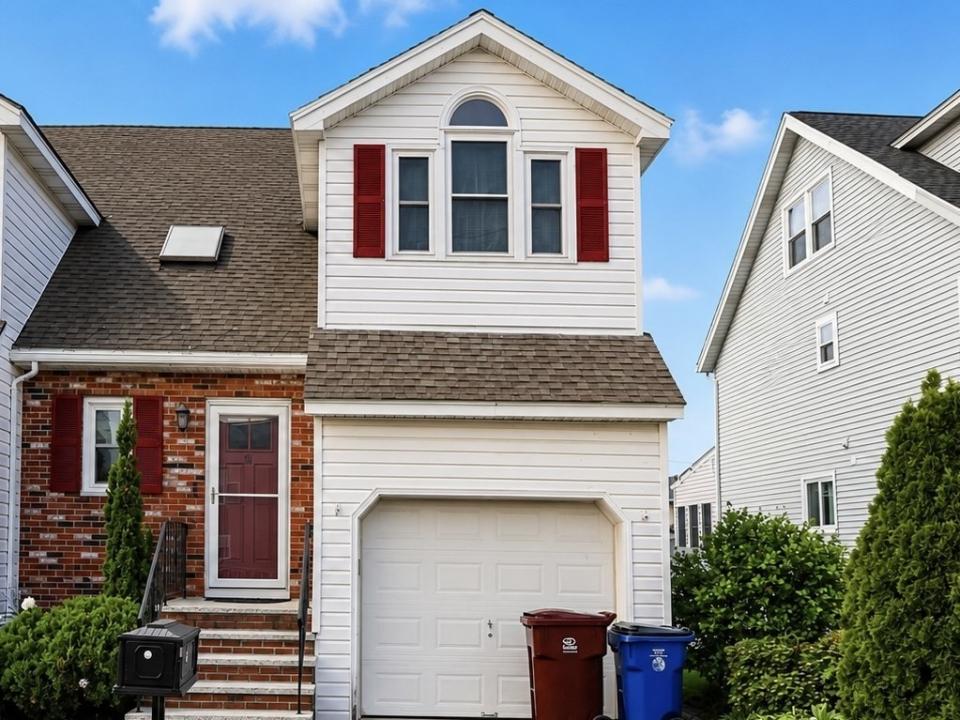41 Burnett Rd , 41, Revere, Massachusetts 02151, USA