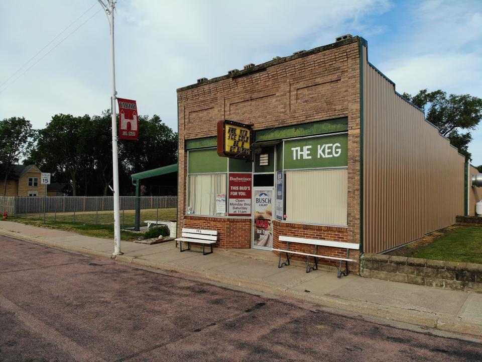 134 N. Lidice, Tabor, South Dakota 57063, USA