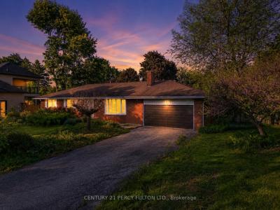 10208 TENTH LINE, Halton Hills, אונטריו L0P 1K0, קנדה 