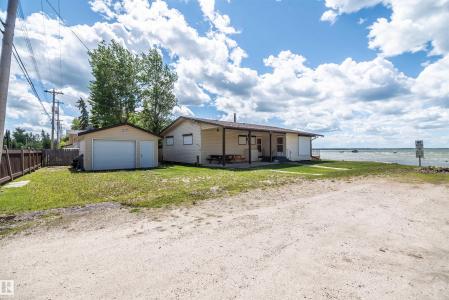 4404 50 AVENUE, Rural Lac Ste. Anne County, Alberta T0E 0A0, Canadá