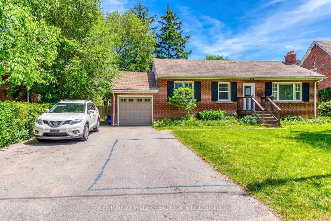 2048 EDINBURGH (MAIN LEVEL) DRIVE, Burlington, Ontario L7R 2C9, Canada