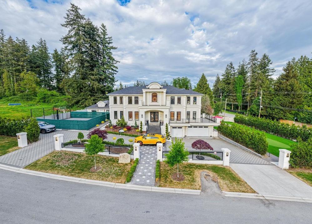 5612 129A STREET, Surrey, Columbia Britannica V3X 2Z1, Canada