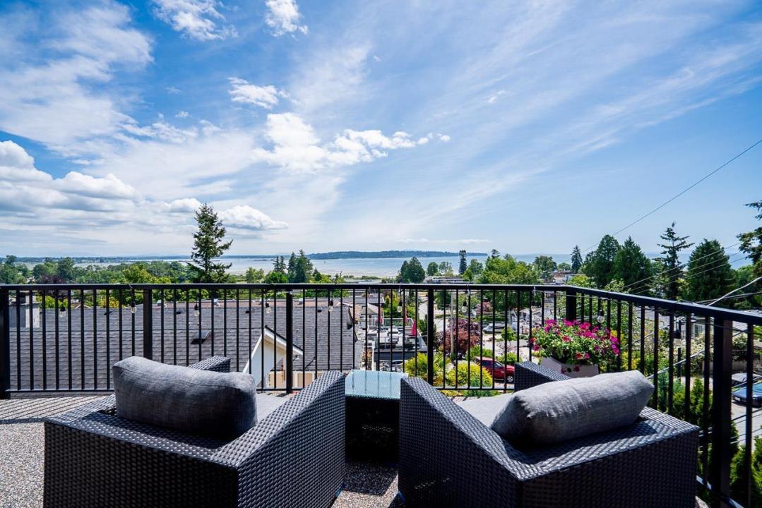 976 PARKER STREET, White Rock, Colúmbia Britânica V4B 4R4, Canadá