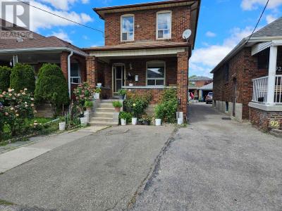 94 YPRES ROAD, Toronto (keelesdale-eglinton West), Ontario M6M 1P3, Canada