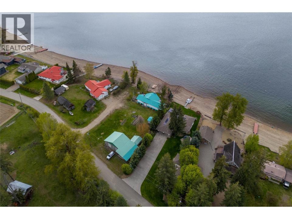 3726 ZINCK ROAD, Scotch Creek, Colombie-Britannique V0E 1M5, Canada