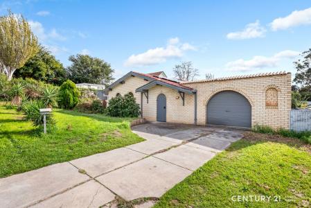 4 Sunvalley Road, O'Halloran Hill, SA 5158, Australia