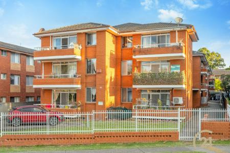 8/49 Hamilton Road, Fairfield, NSW 2165, Australien